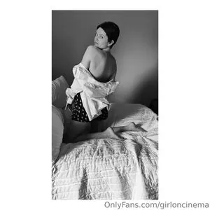 Girl On Cinema