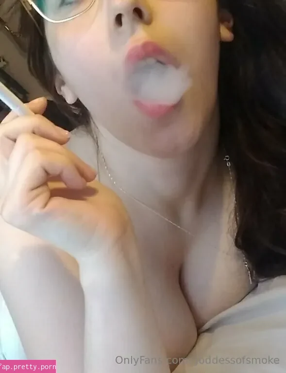 goddessofsmoke - Photo #03
