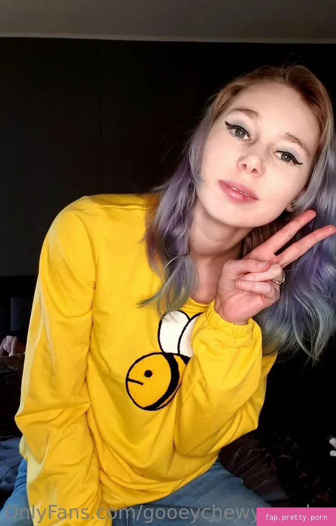 gooeychewycosplay - Photo #92