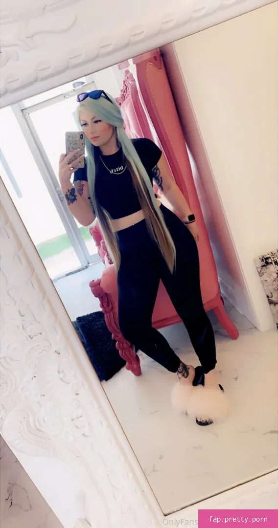 gothbarbie666 - Photo #13