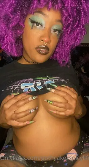 gothcakezspicylife