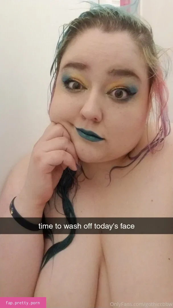 gothiccbbw - Photo #89