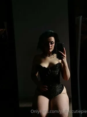 gothiccutiepie