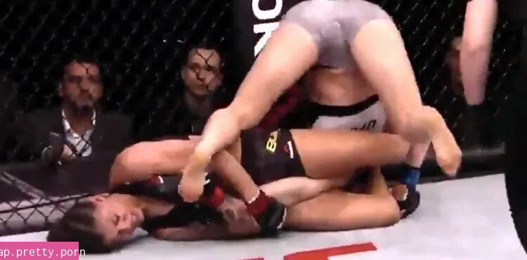 Gillian Robertson - Photo #01