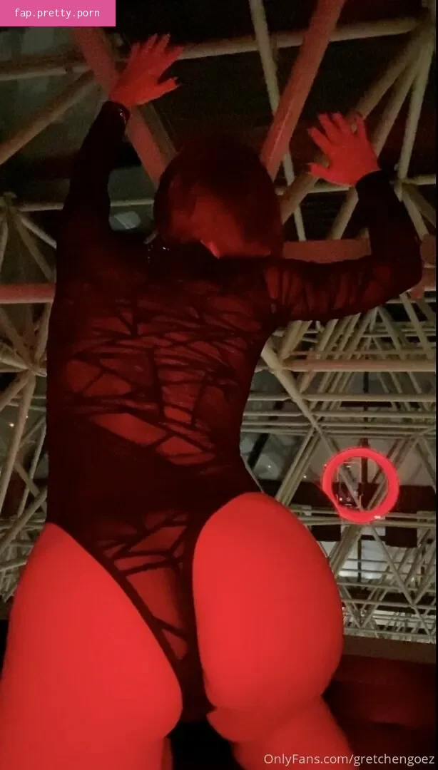gretchengoez - Photo #14