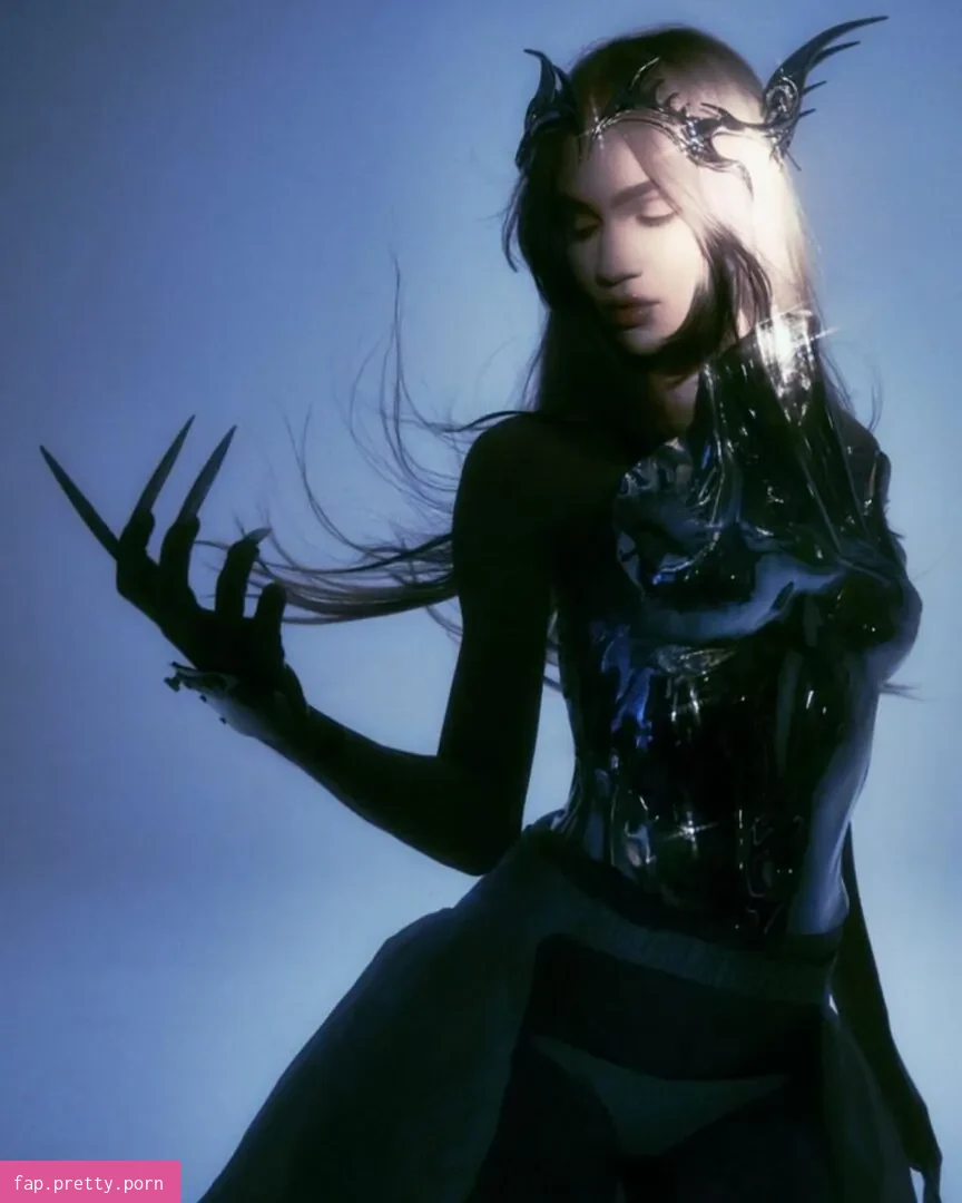 Grimes - Photo #30