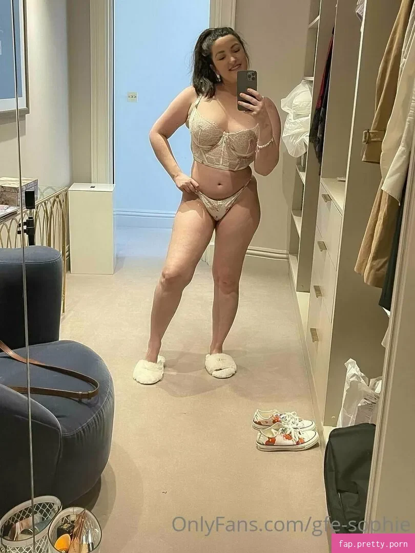 gfe-sophie - Photo #44