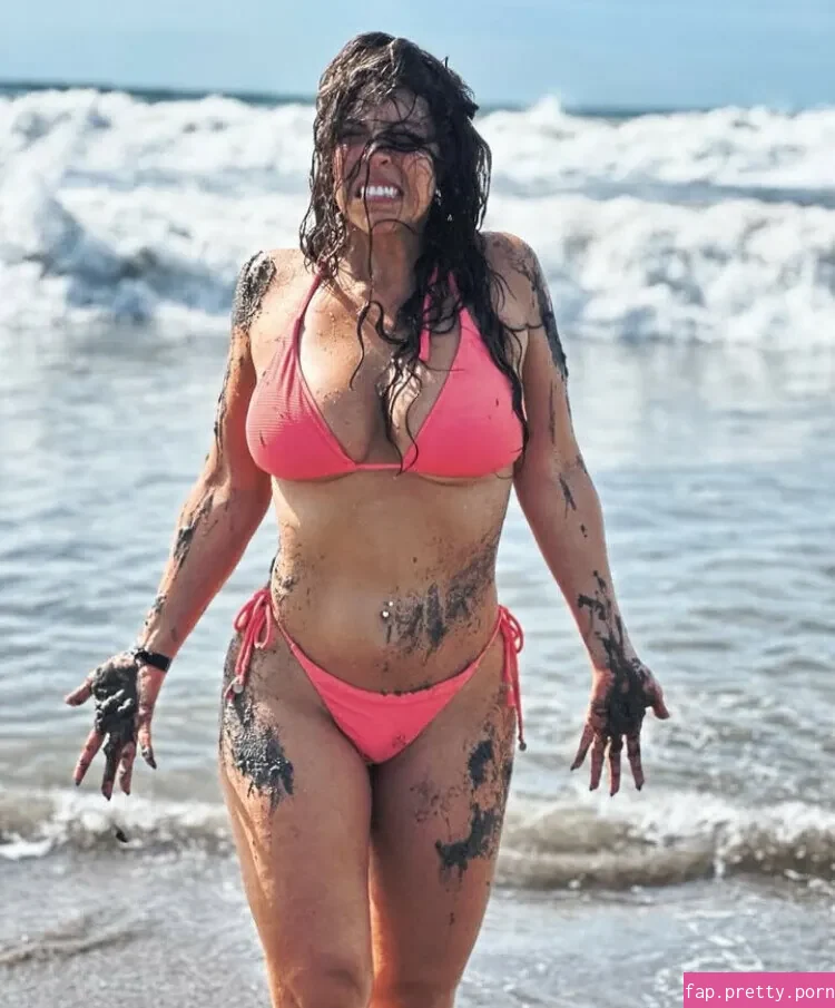 Gigi Saul Guerrero - Photo #47