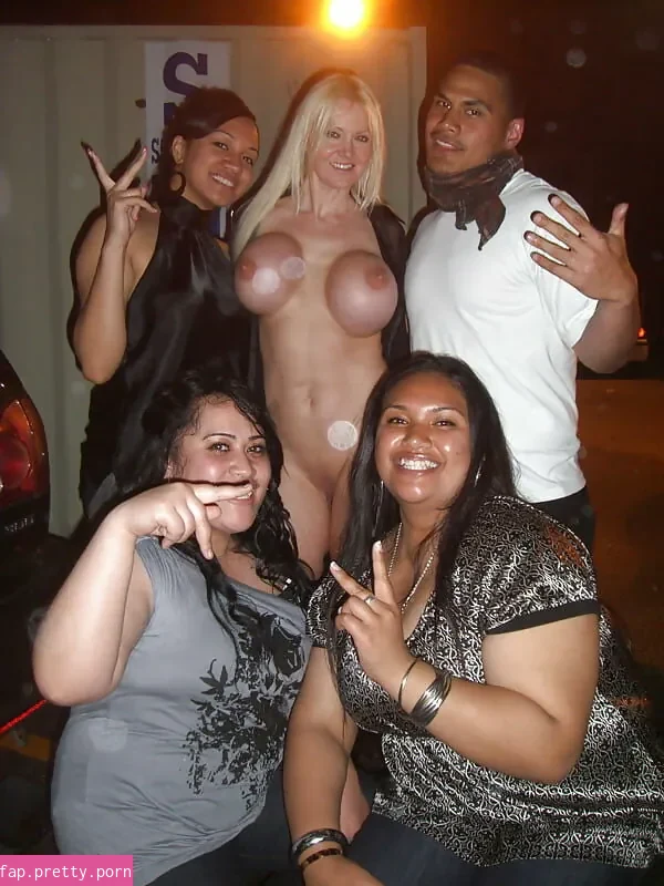 Gogo Stripper - Photo #02