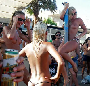 Gogo Stripper