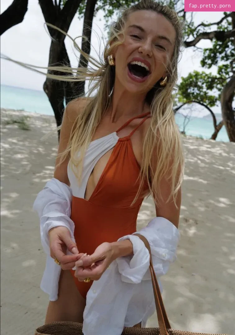 Georgia Toffolo - Photo #40