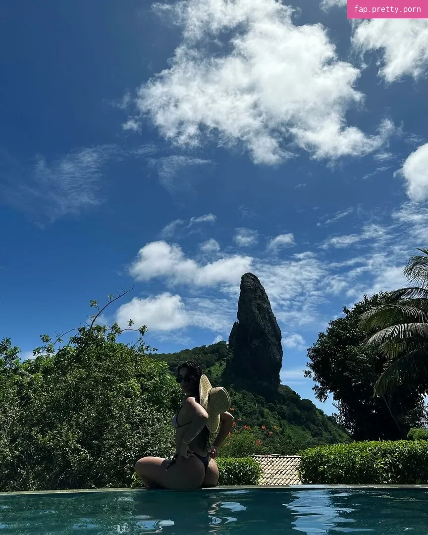 Gabriela Versiani - Photo #48