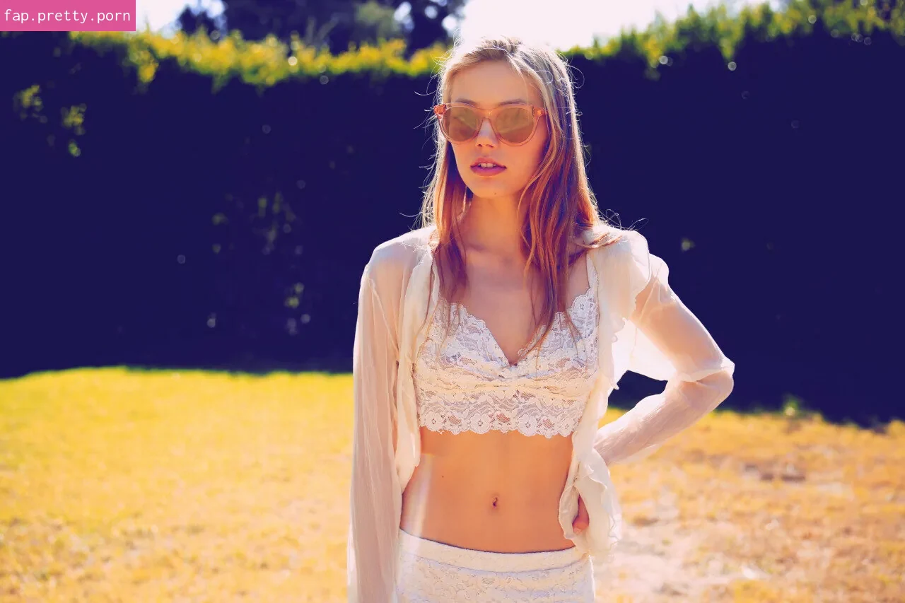 Grace Van Dien - Photo #21