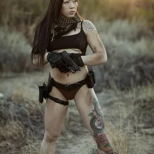 Girls With Guns
