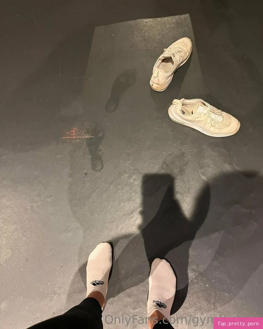 gymfeetgirl - Photo #12