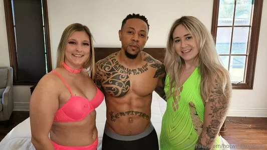 hotwifelexilovex