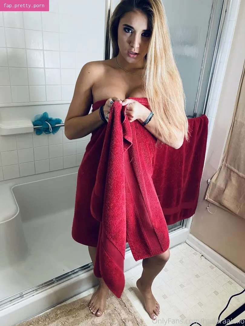 Hadara Aiello - Photo #17