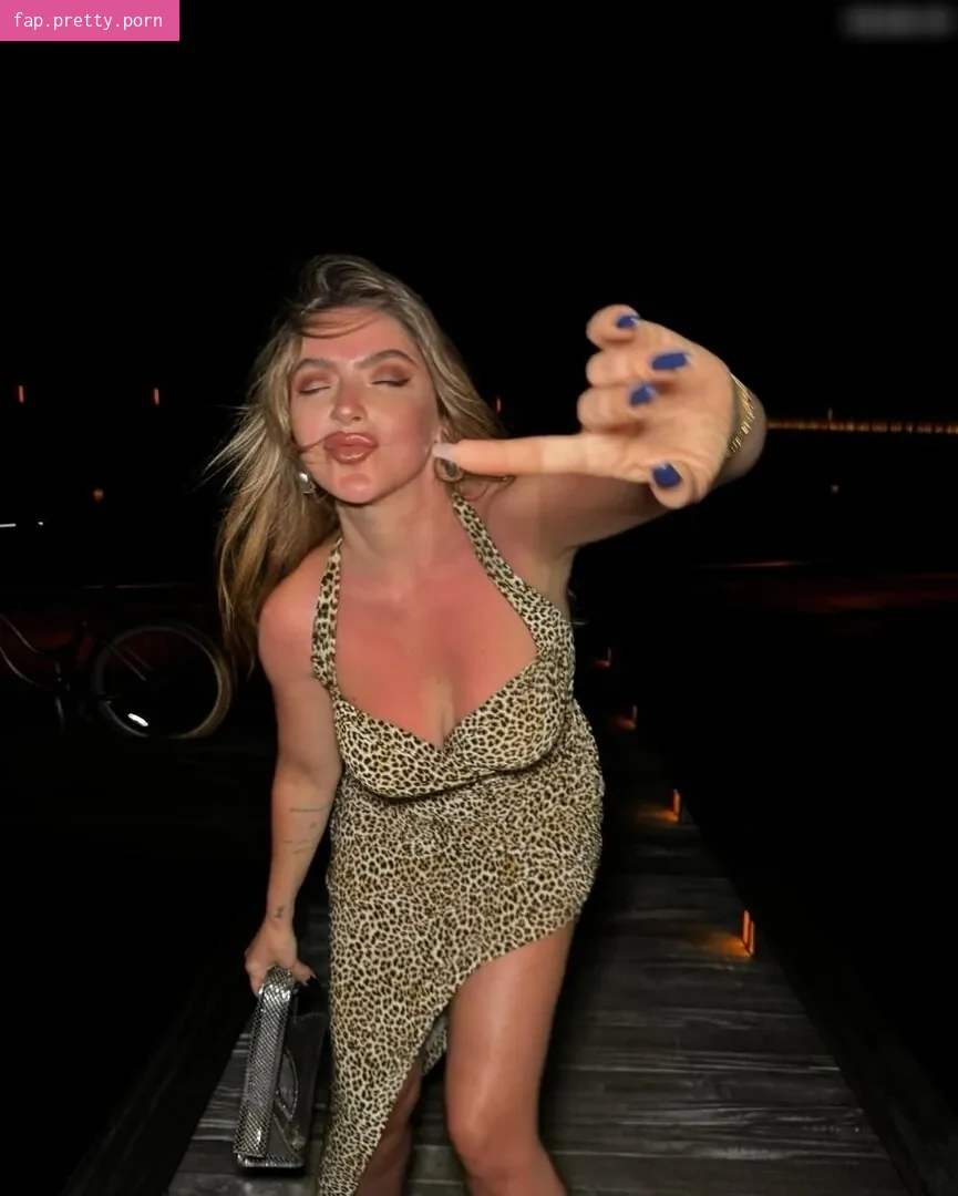Hadise - Photo #47