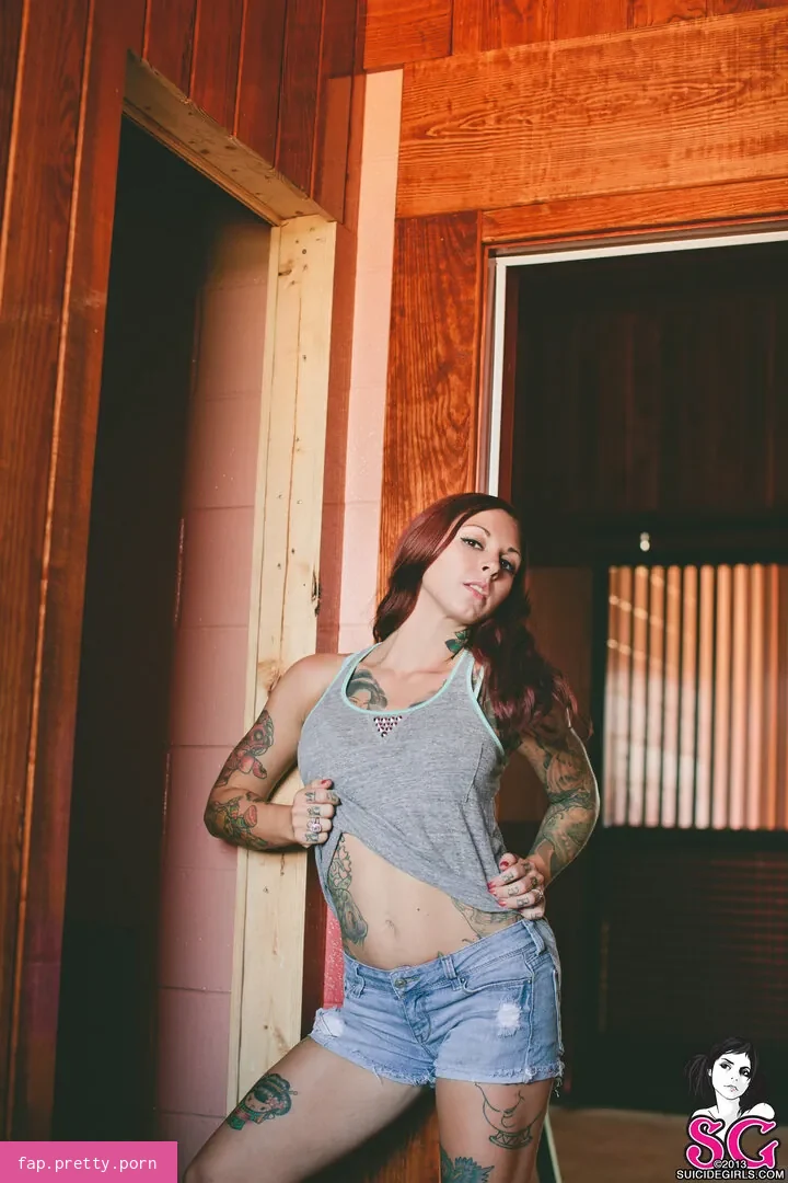 Haleyhellian - Photo #08