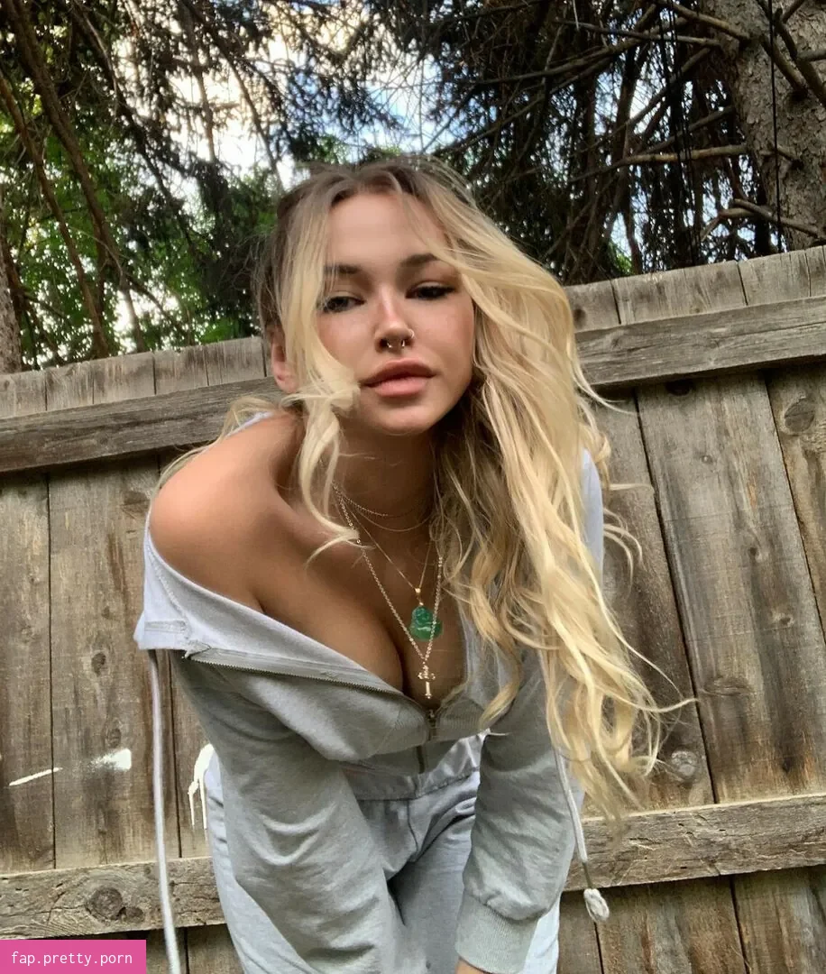 haleyrosehuxley - Photo #13