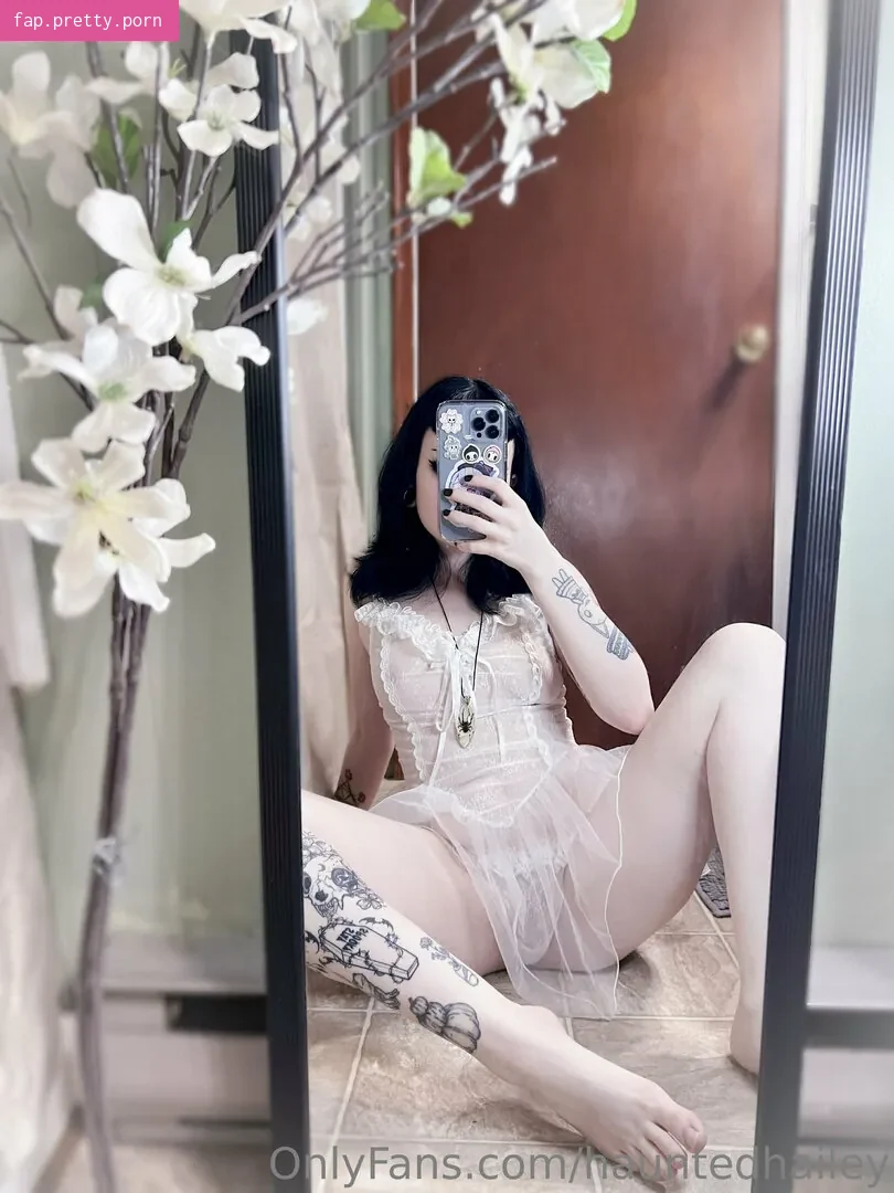 hauntedhailey - Photo #37