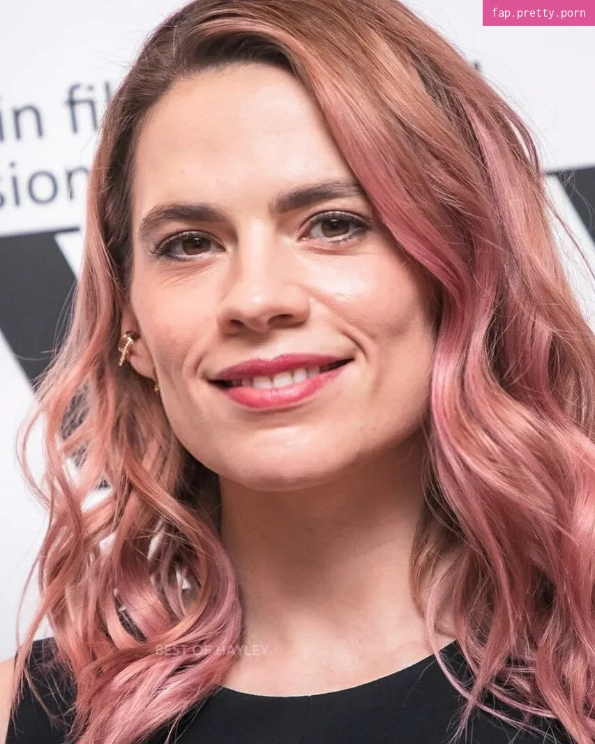 Hayley Atwell - Photo #23