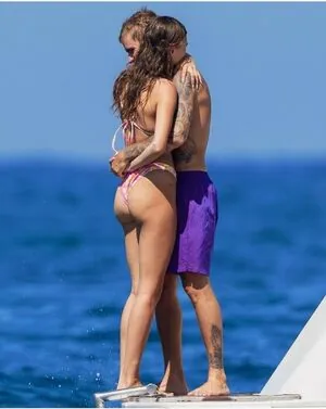 Hailey Baldwin Bieber