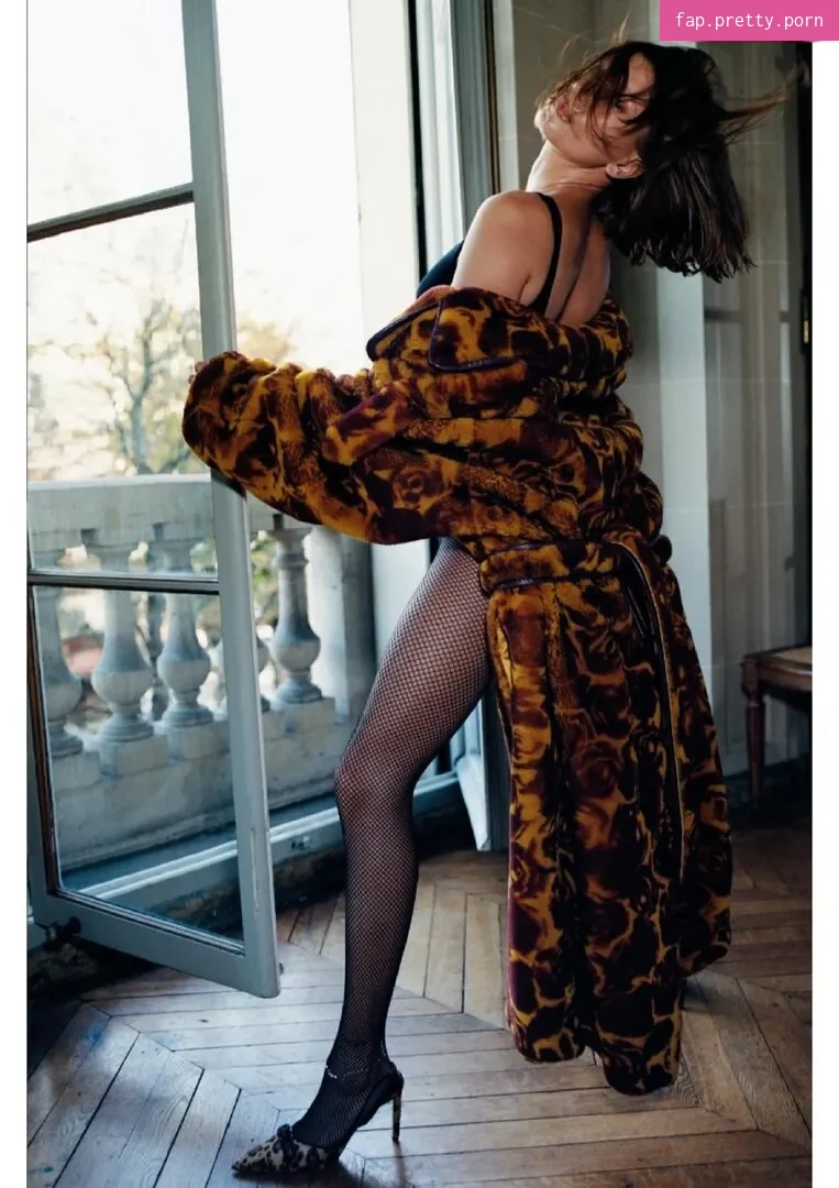 Hailey Bieber - Photo #95