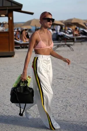 Hailey Bieber
