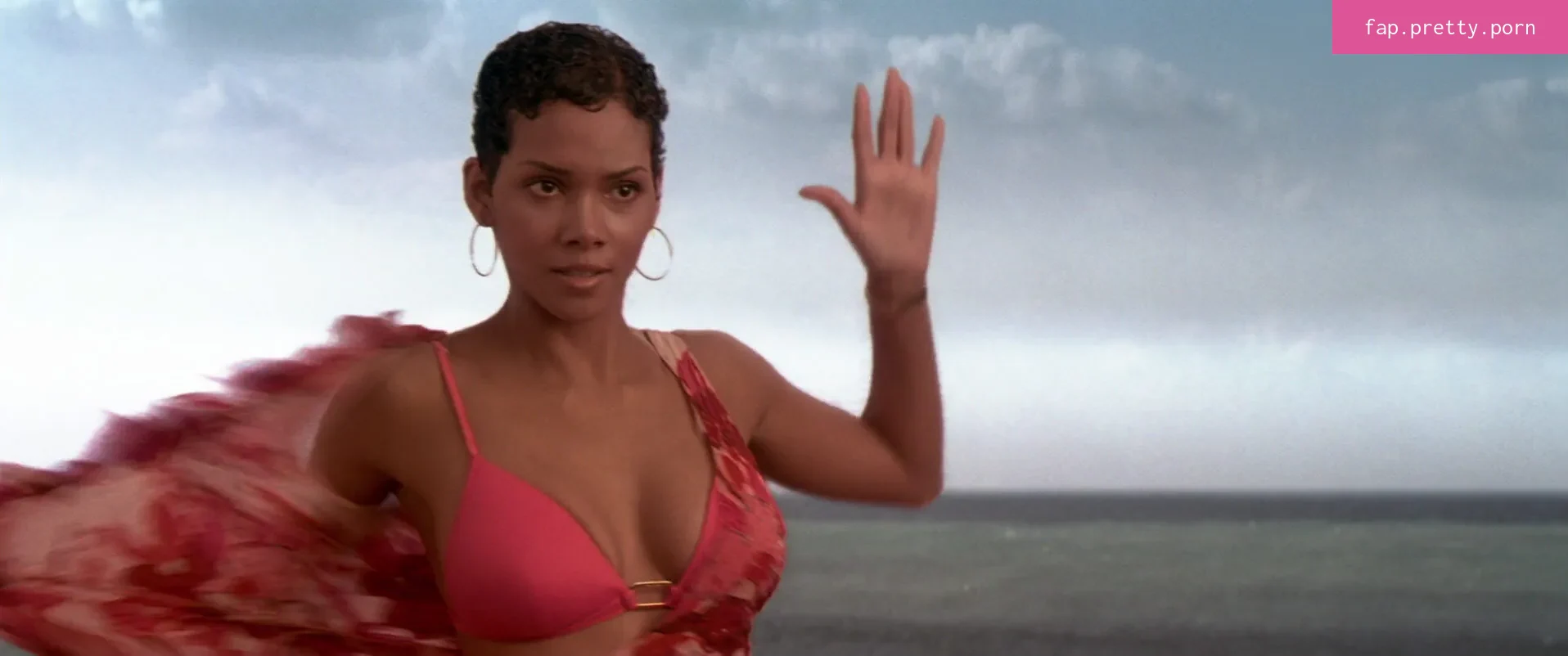 Halle Berry - Photo #43