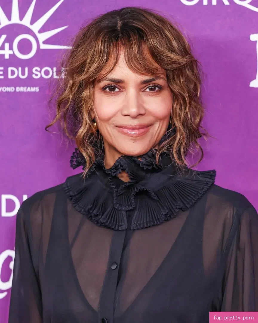 Halle Berry - Photo #21