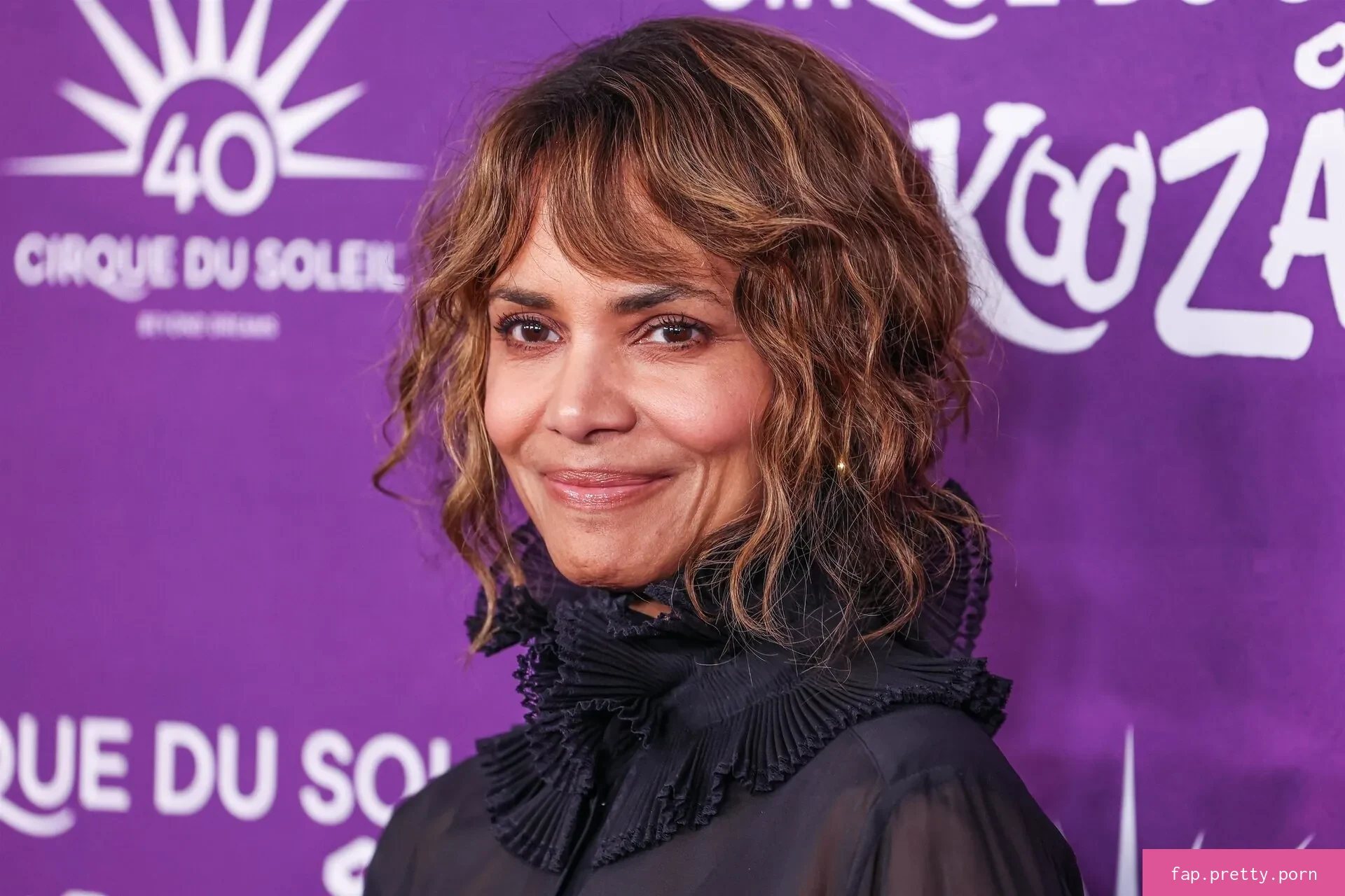 Halle Berry - Photo #27