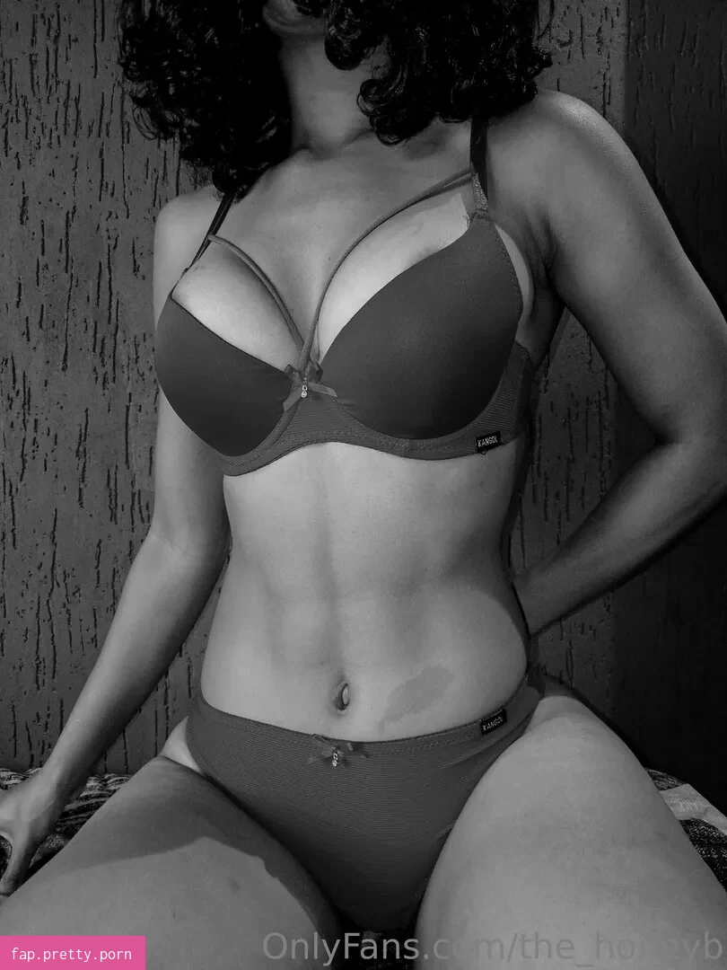 Honey B - Photo #07