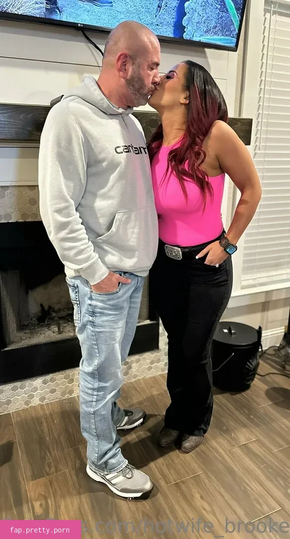 hotwife_brookeblaze - Photo #29