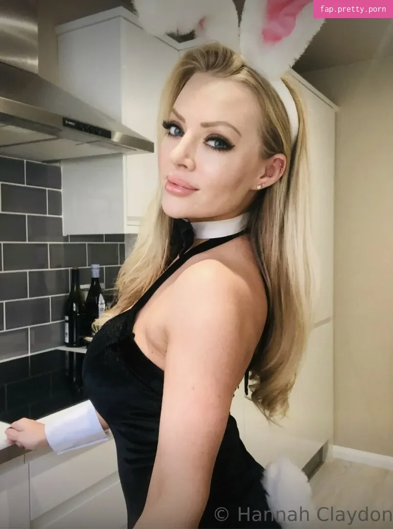 Hannah Claydon - Photo #44