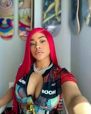 Hennessy Carolina
