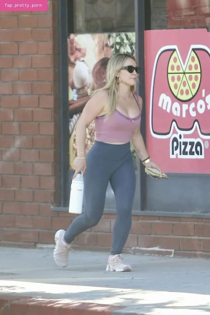 Hilary Duff - Photo #97
