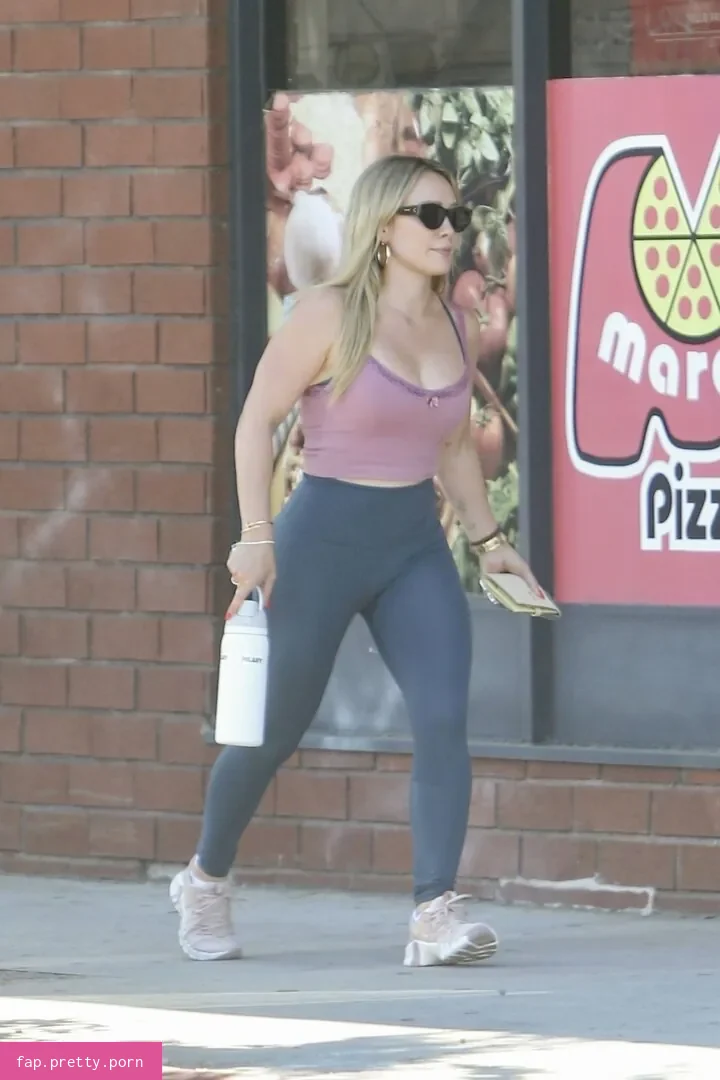 Hilary Duff - Photo #99