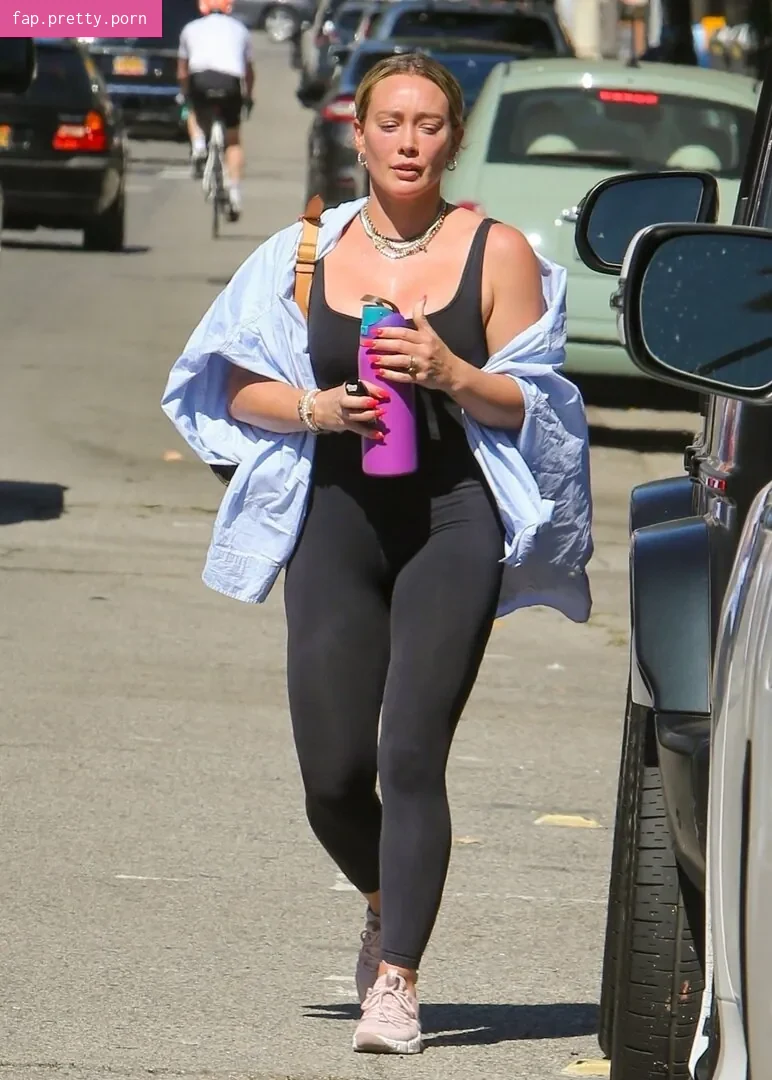 Hillary Duff - Photo #04