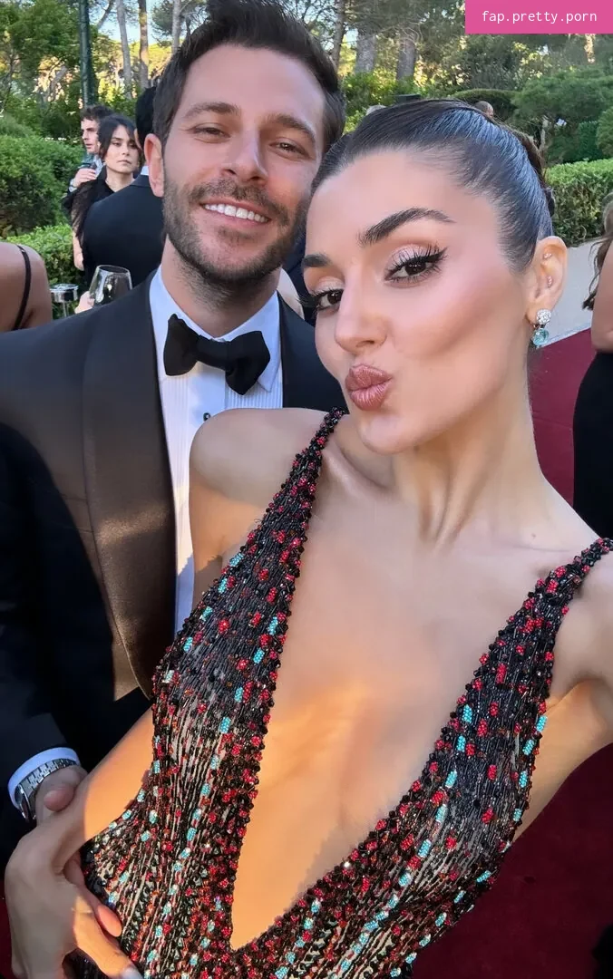Hande Ercel - Photo #81
