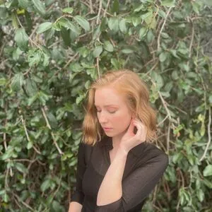 Hannah Einbinder