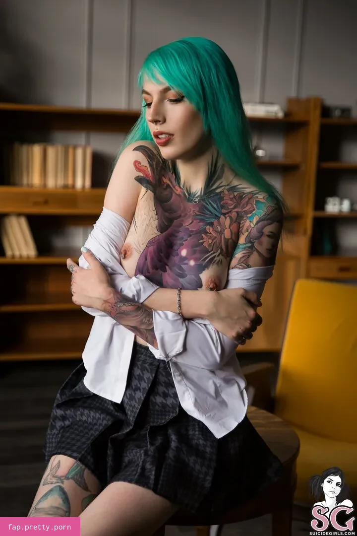 Hellyrite - Photo #03