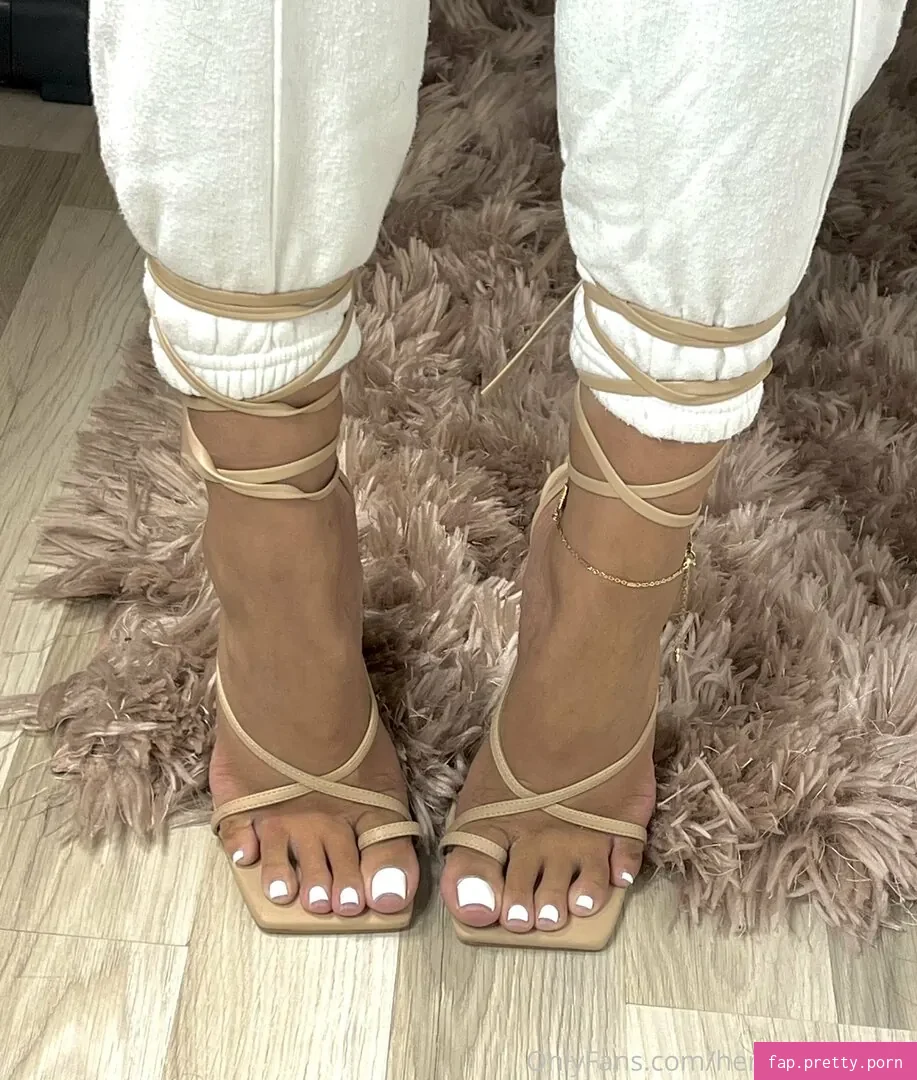 herfeetonfleek_ - Photo #53