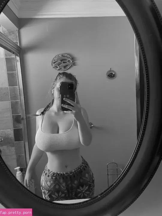 Hailey F - Photo #41