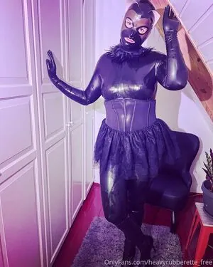 heavyrubberette_free