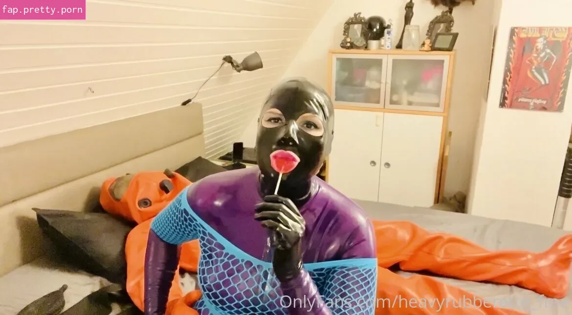 heavyrubberette_free - Photo #97