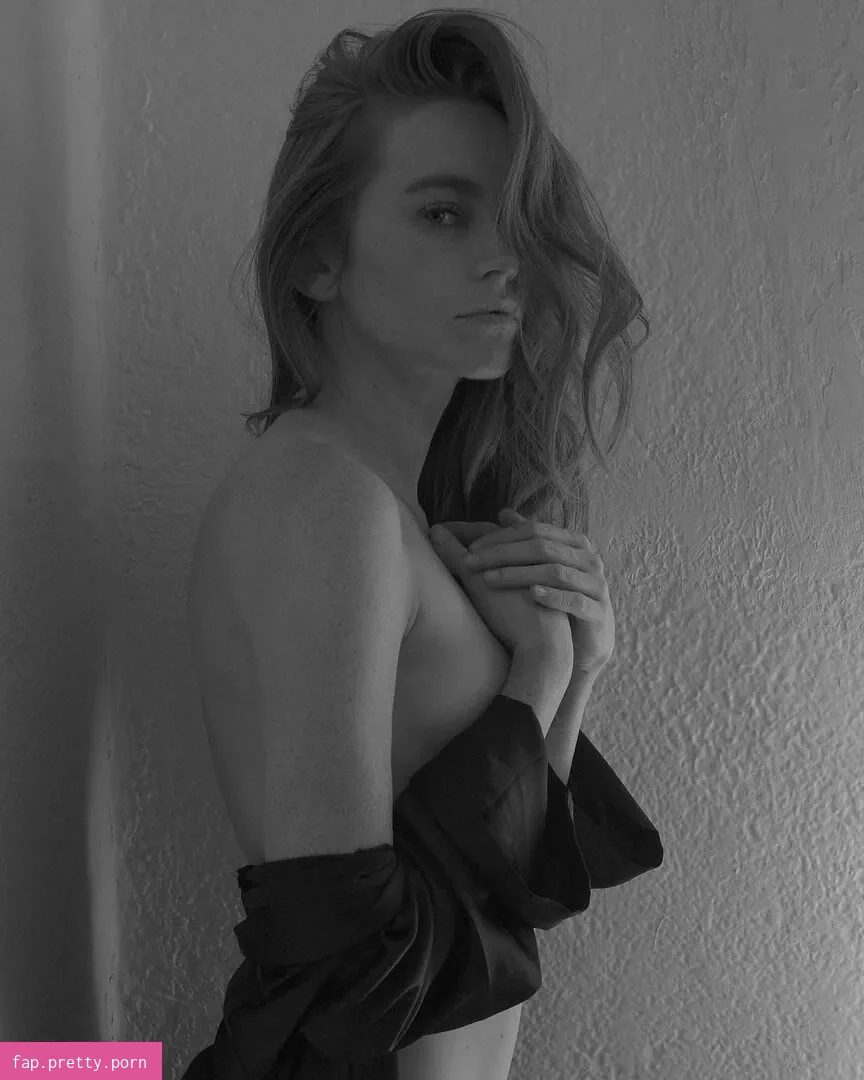 Holly Hicks - Photo #66