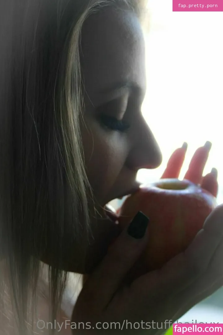 hotstuff.haileyx - Photo #14