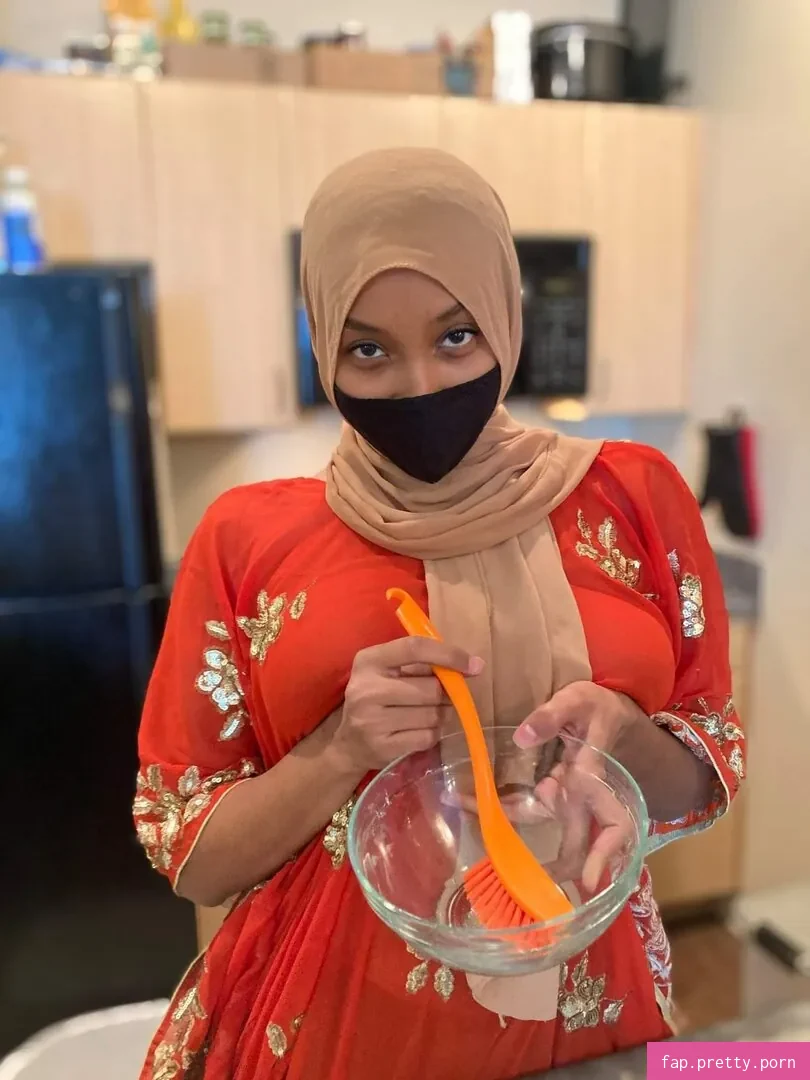 HijabiBambi - Photo #03