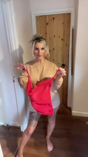 Holly J Genevieve